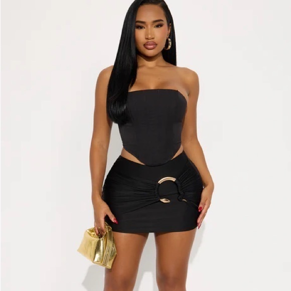 Fashion Nova Dresses & Skirts - Fashion Nova Black Mini Skirt